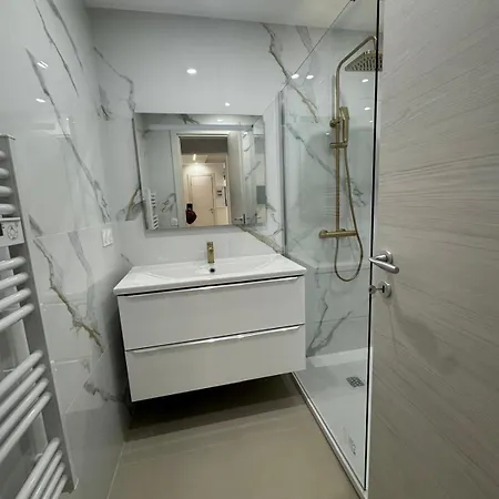 شقة Sublime 2p - 10 Min Near Beaches - Air Conditioning - Garage *