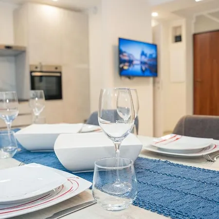 Sublime 2p - 10 Min Near Beaches - Air Conditioning - Garage Appartement